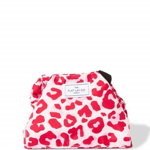 The Flat Lay Co. Drawstring Bag - Pink Leopard