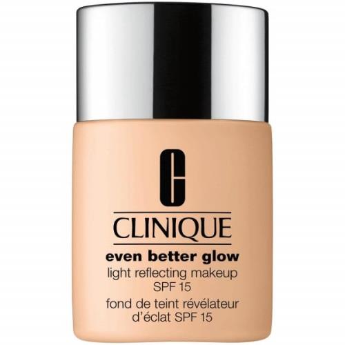 Maquillaje efecto luminoso Even Better Glow™ con FPS15 de Clinique 30 ...