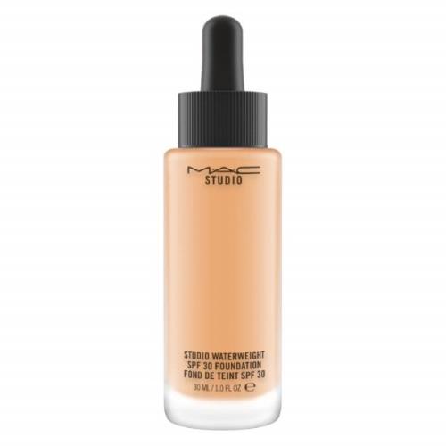 MAC Studio Waterweight SPF 30/PA++ Foundation (varios tonos) - NC42