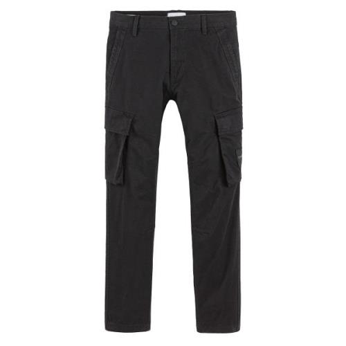 Pantalón cargo corte skinny